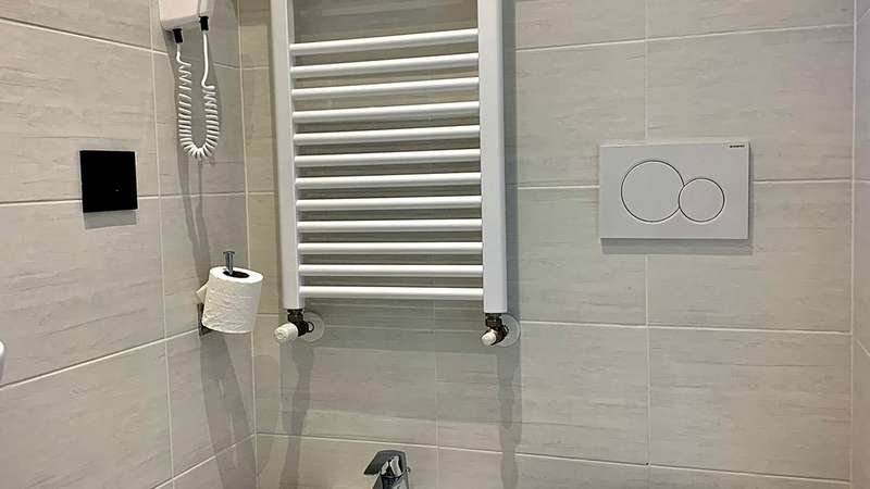 Hotel Astoria | Camere per vacanze a Torri del Benaco
