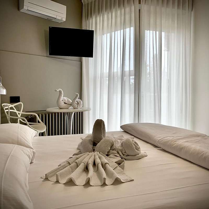 Hotel Astoria | Camere per vacanze a Torri del Benaco