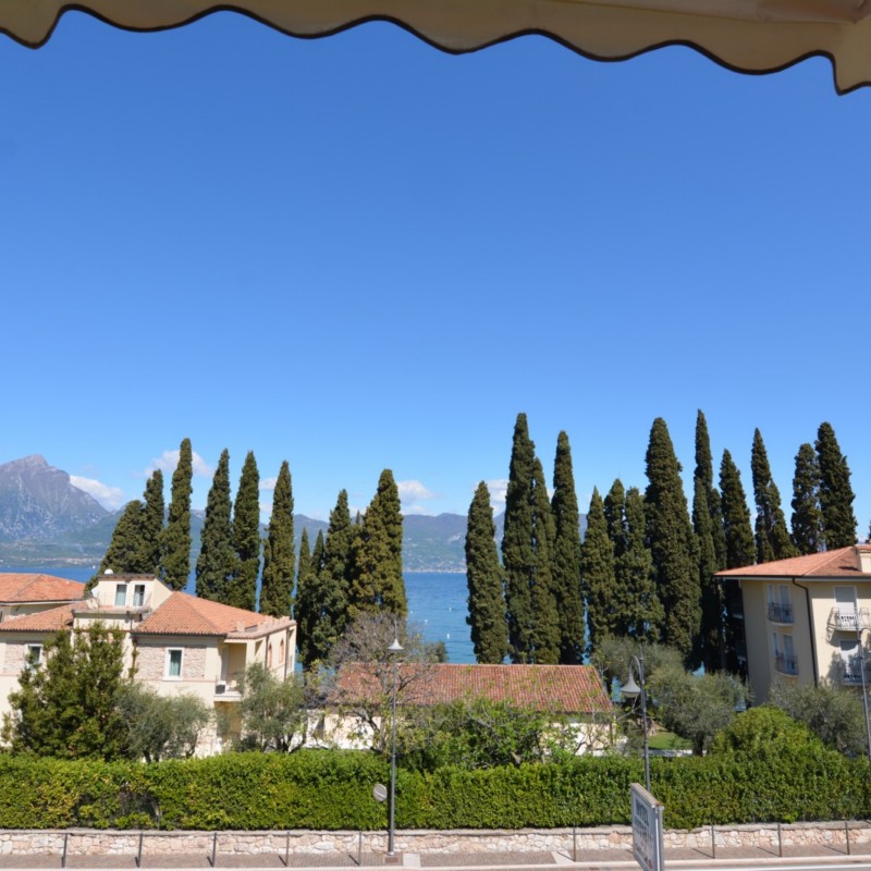 Hotel Astoria | Camere per vacanze a Torri del Benaco