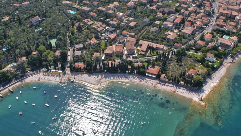 Hotel Astoria | Camere per vacanze a Torri del Benaco