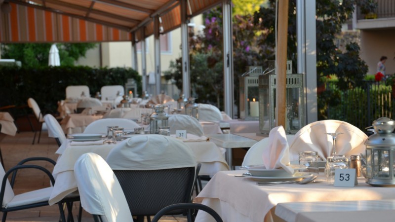 Hotel Astoria | Camere per vacanze a Torri del Benaco